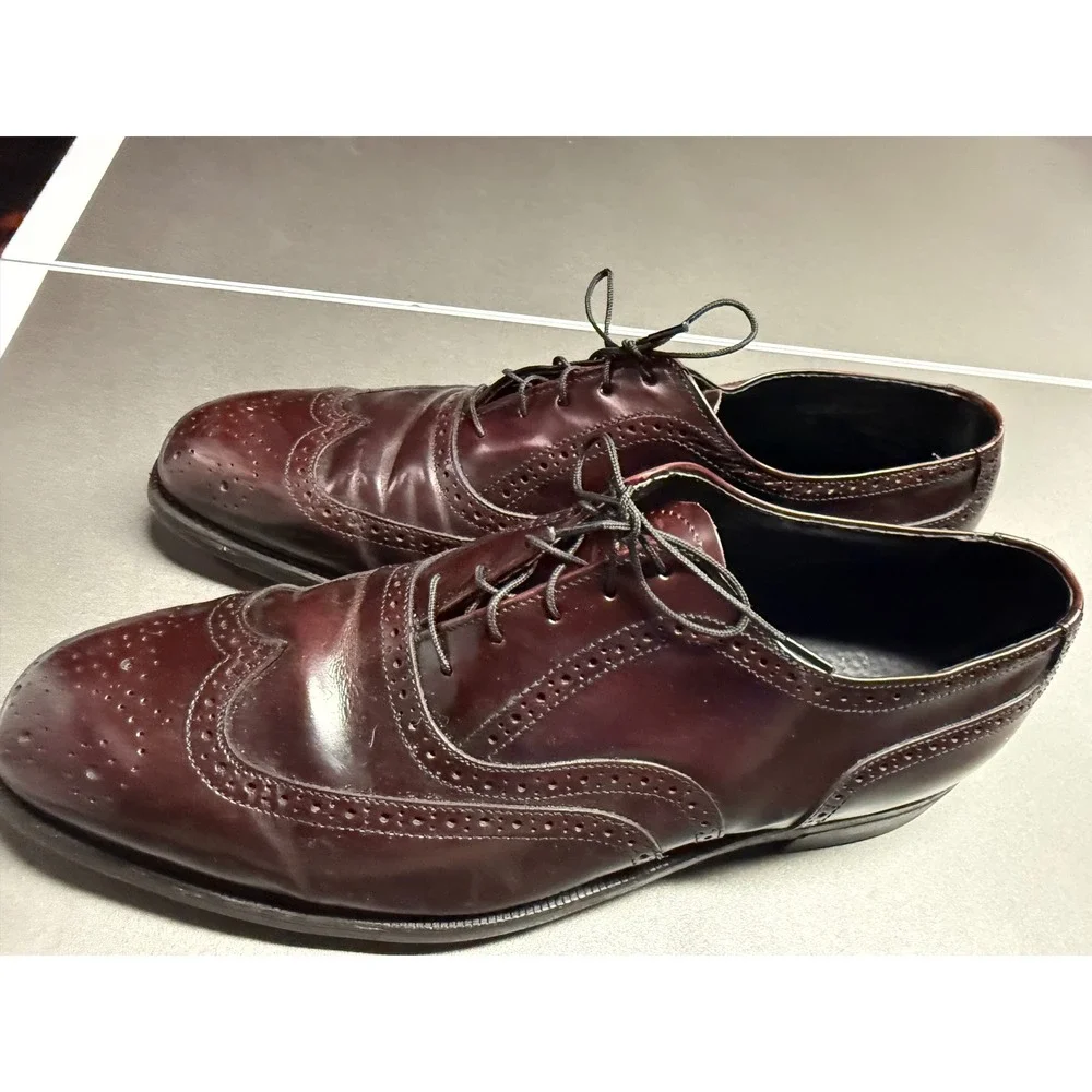 N/A classic wingtip